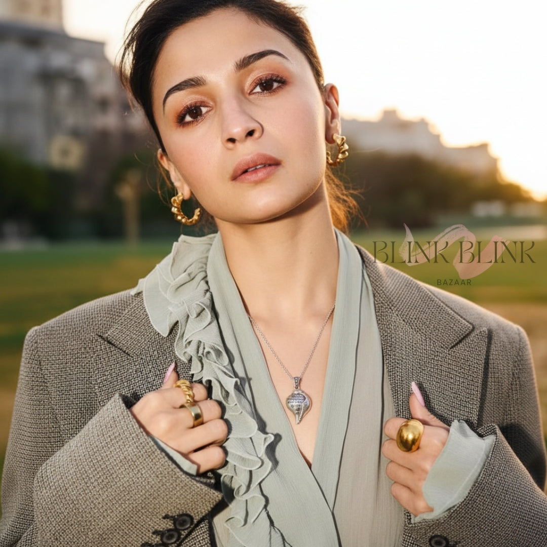 Shri Krishna Shankha Pendant - Sacred Shakti Collection